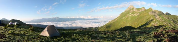 Панорама с хребта Аибга