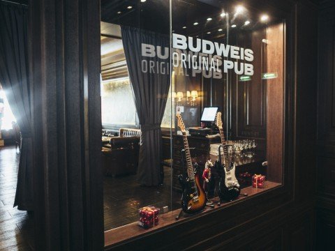 Budweis Original Pub в Красной Поляне, Сочи