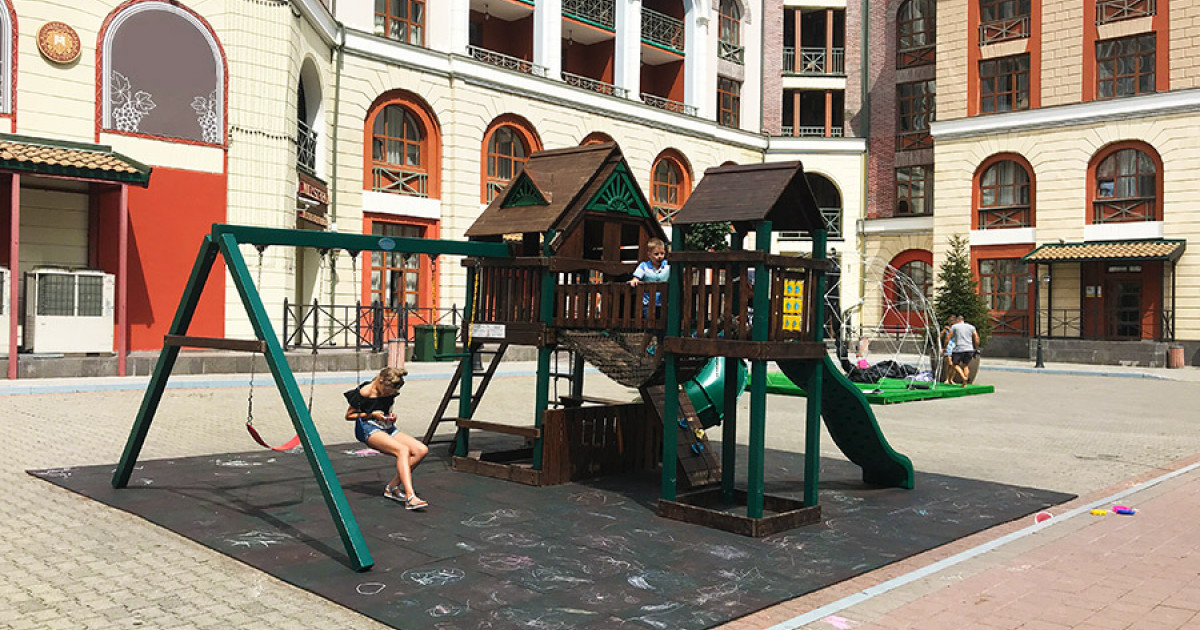 Детская площадка у Горки Молл Курорт Красная Поляна | Путеводитель по  Красной Поляне